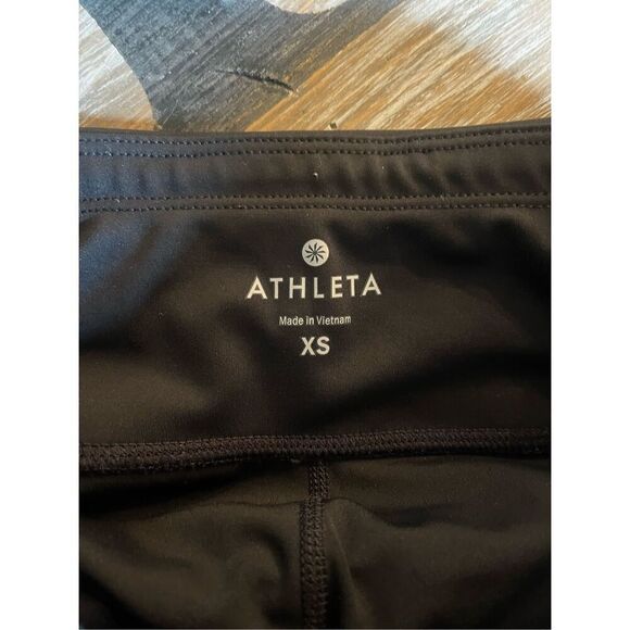 Athleta Asym Mesh Sonar Tight Leggings sz XS NWOT - Picture 9 of 10